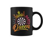 Dart Spielerin Dart Queen Lustiges Dart Spielen Frauen Tassen