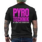 Pyrotechnik Ist Doch Keinerbrechen Hüftgold Eggers Outfit T-Shirt mit Rückendruck