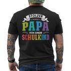 Stolzer Papaon Einem Schulkind First Day Of School T-Shirt mit Rückendruck