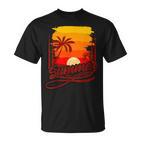 Surfer Beach Sea Retro Summer Fernlust  T-Shirt