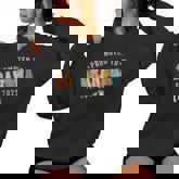 Promoted To Grandma 2025 Soon To Be Grandma Est 2025 Women Hoodie