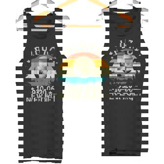 Vintage Retro Style Pine Tree Never Forget Pluto 1930-2006 Camiseta sin mangas - Regaloses