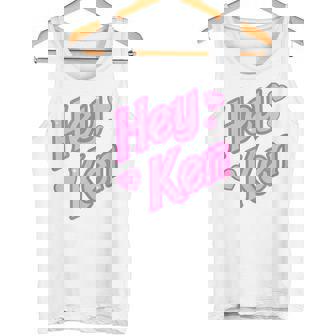 Hey Ken Para Noche De Película Diseño De Corazones Con Letras Rosas Sin Mangas Camiseta sin mangas - Regaloses