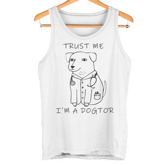 Vertrau Mir Ich Bin Ein Dogtor Tank Top - Geschenkecke