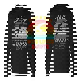 Solo Una Chica Que Ama A Losencejos Retro Sunset Swifts Amantes Camiseta de manga larga - Regaloses