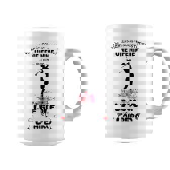 Ne Jamais Sous-Estimer Une Qui Aime Le Golf Et L'apéro Tasse - Cadeauxyz