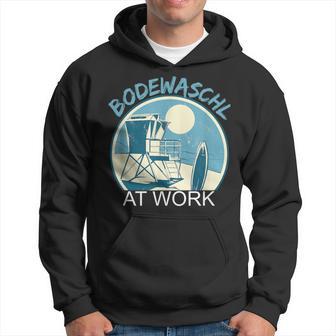 Bodewaschl At Work Bathmeister Lifeguard Kapuzenpullover - Geschenkecke