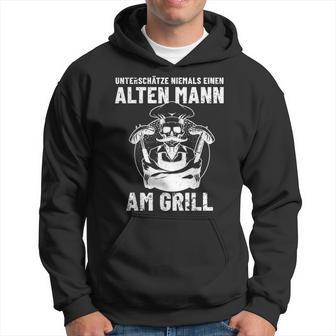 Grillen Unterschatze Niemal Ein Alten Mann Mit Grill S Kapuzenpullover - Geschenkecke