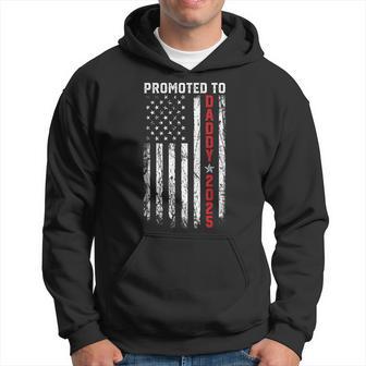 Promoted To Daddy Est 2025 Patriotic First-Time Dad New Dad Hoodie - Thegiftio UK
