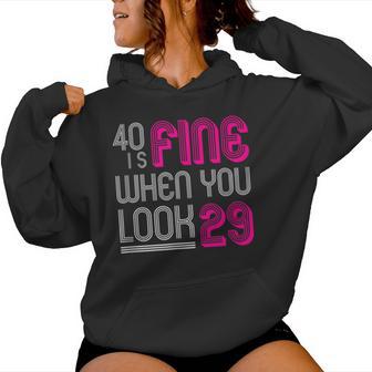 40Th Birthday For Her Age 40 Year Old Mom 1982 Women Hoodie - Thegiftio UK