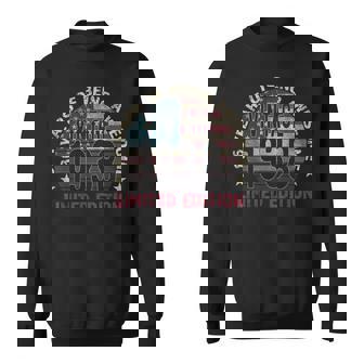 86Th Birthday Vintage Born 1938 Turning 86 Year Old Sweatshirt - Thegiftio UK