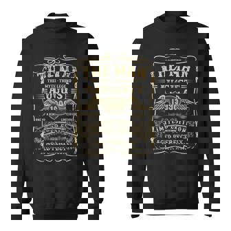 August 1996 28 Year Old Birthday For 28Th Birthday Sweatshirt - Thegiftio UK