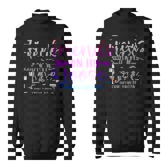 Friends On The Loose Friends Trip 2024 Friend Vacation Retro Sweatshirt - Thegiftio