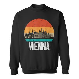 Vienna Austria Retrointage Sunset Skylineienna Sweatshirt - Geschenkecke