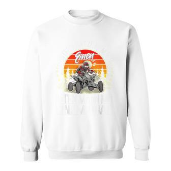 Unterschätze Niemlas Einen Alten Mann Mit Einem Quad I Atv Gray Sweatshirt - Geschenkecke