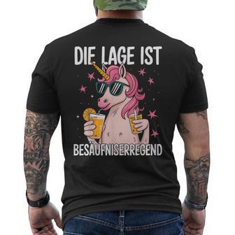 Die Lage Ist Besäufniserregend Saying Party Outfit T-Shirt mit Rückendruck - Geschenkecke