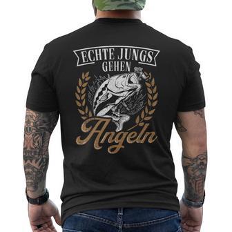 Echte Jungs Gehen Angeln Angler Fischer Real Boys T-Shirt mit Rückendruck - Geschenkecke