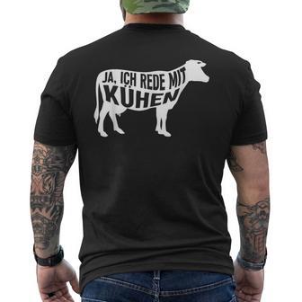 With Farmers Cow & Landwirt Yes Ich Rede Mit Kühen T-Shirt mit Rückendruck - Geschenkecke