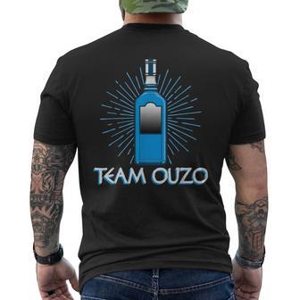 Greek Schnapps Greece Team Ouzo T-Shirt mit Rückendruck - Geschenkecke