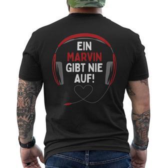 Gaming Headphones Ein Marvin Gibt Nie Auf Personalised T-Shirt mit Rückendruck - Geschenkecke