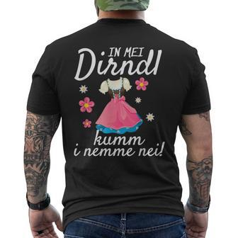 In Mei Dirndl Kumm I Nimma Nei Oktoberfest S T-Shirt mit Rückendruck - Seseable