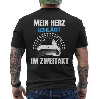 Ostdeutschland Ossi Zwei Takter Trabbi Idea T-Shirt mit Rückendruck - Geschenkecke