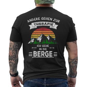 Others Go To Therapie Ich Gehe In Die Berge T-Shirt mit Rückendruck - Seseable