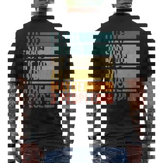 I Like Skiing My Dog And Maybe 3 People Vintage Retro Men's T-shirt Back Print - Monsterry