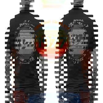Vintage 1977 Per Uomo Retrò Divertente 1977 Compleanno T-shirt da uomo con stampa posteriore - Novitaregali