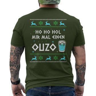 Ho Ho Hol Mir Mal Einen Ouzo Ugly Christmas Outfit T-Shirt mit Rückendruck - Geschenkecke