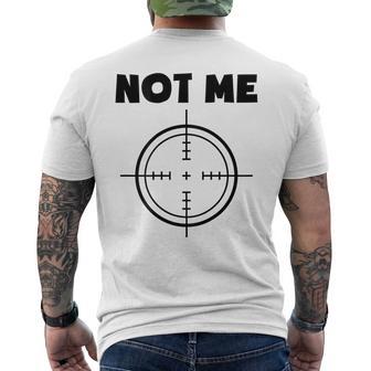 Not Me Driving Hunting Safetyest For Hunters Orange S T-Shirt mit Rückendruck - Geschenkecke