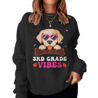 3Rd Grade Vibes Cute Dog Girls First 1St Day Of School Women Sweatshirt - Thegiftio UK