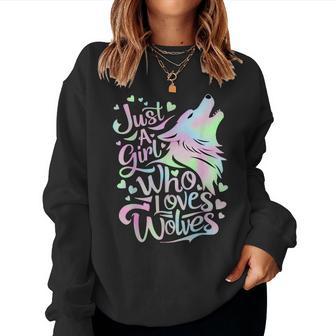 Cute Wolf Lover Just A Girl Who Loves Wolves Women Sweatshirt - Thegiftio UK