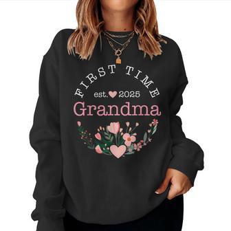 First Time Grandma Est 2025 For New Grandmother Women Sweatshirt - Thegiftio UK