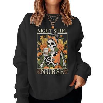 Floral Night Shift Nurse Skeleton Halloween Rn Nurses Women Women Sweatshirt - Thegiftio UK