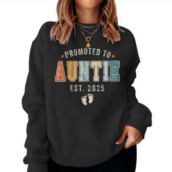 Promoted To Auntie 2025 Soon To Be Aunt 2025 Auntie Est 2025 Women Sweatshirt - Thegiftio UK