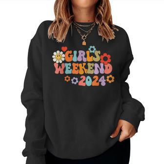 Retro Girls Weekend 2024 Groovy Girls Trip Besties Summer Women Sweatshirt - Thegiftio UK