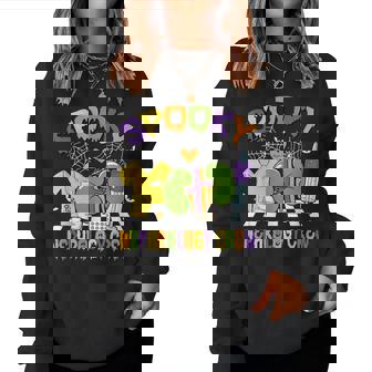 Retro Spooky Nephrology Crew Nephrology Nurse Halloween Women Sweatshirt - Seseable
