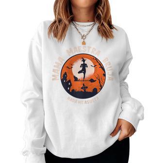 Mama Bruja Maestra Divertido Halloween Spanish Teacher Women Sweatshirt - Thegiftio UK