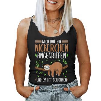 Sloth Mich Hat Ein Naperchen Angriffen Sloth Pyjama Tank Top Frauen - Geschenkecke