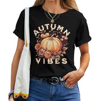 Autumn Vibes Pumpkin Fall Graphic Thanksgiving Women T-shirt - Thegiftio UK