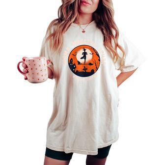Mama Bruja Maestra Divertido Halloween Spanish Teacher Women's Oversized Comfort T-shirt - Thegiftio UK