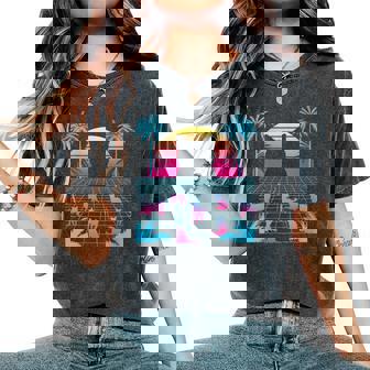 Aporwave Chat Mignon Et Esthétique Pour Les Amateurs De Chatons T-shirt oversize confortable pour femme - Cadeauxyz