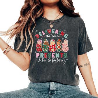 Delivering The Best Presents Labor Delivery Nurse Christmas Women's Oversized Comfort T-Shirt - Thegiftio UK