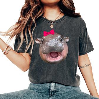 Moo Deng Hippo Cute Baby Pygmy Coquette Pink Bow Women Women's Oversized Comfort T-Shirt - Thegiftio UK