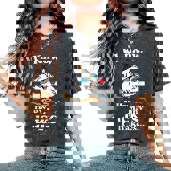 I Know How Many Licks It Takes – Lollipop Joke Owl Graphic Women's Oversized Comfort T-Shirt - Seseable