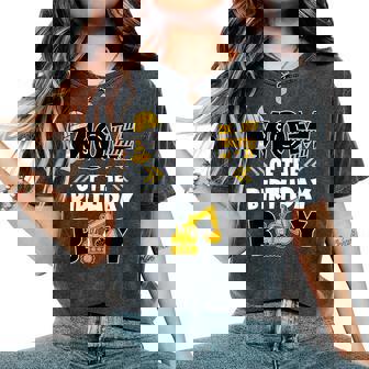 Mom Of The Birthday Boy Construction Truck Digger Women's Oversized Comfort T-Shirt | Seseable FR