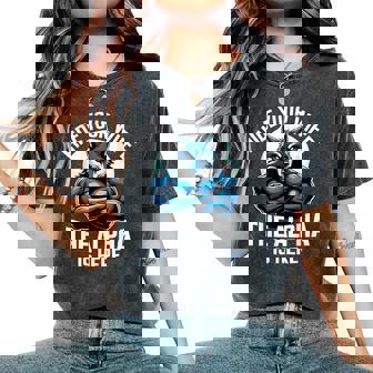 Ocultar A Tu Esposa El Alfa Está Aquí Cool Alpha Wolf Meme Camiseta extragrande cómoda para mujer - Regaloses