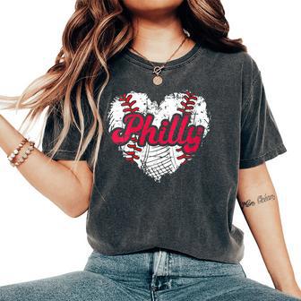 Retro Grunge Philly Baseball Love Heart Baseball Fans Women's Oversized Comfort T-Shirt - Thegiftio UK
