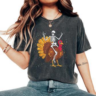 Skeleton Riding Turkey Thanksgiving Day Fall Autumn T- Women's Oversized Comfort T-Shirt - Thegiftio UK